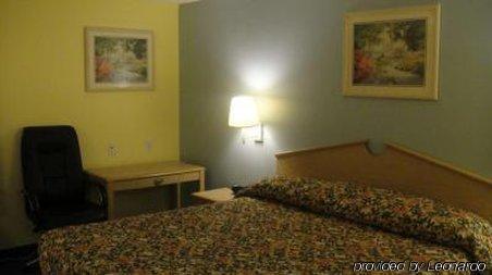 Fairway Inn Ла Порт Екстериор снимка
